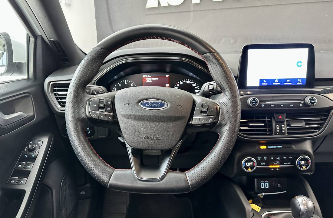Ford Focus 13