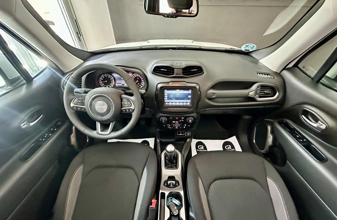 Jeep Renegade 12