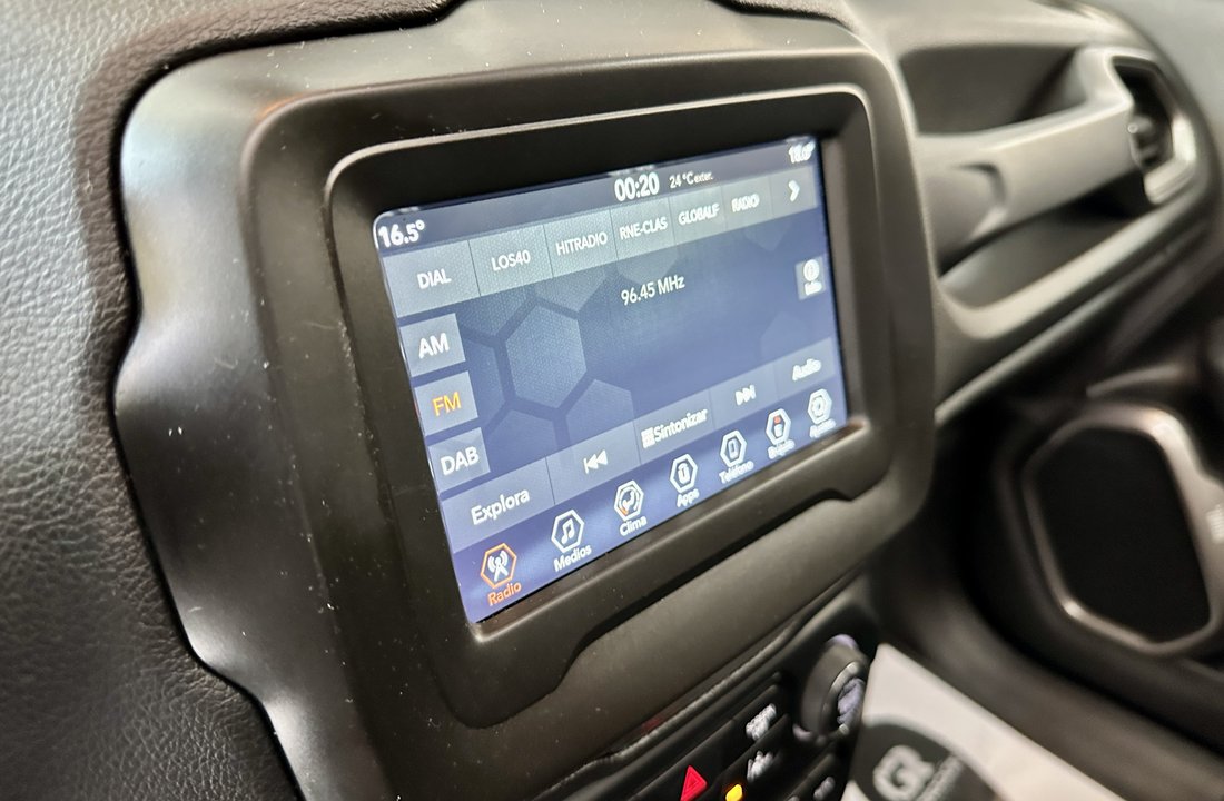 Jeep Renegade 17