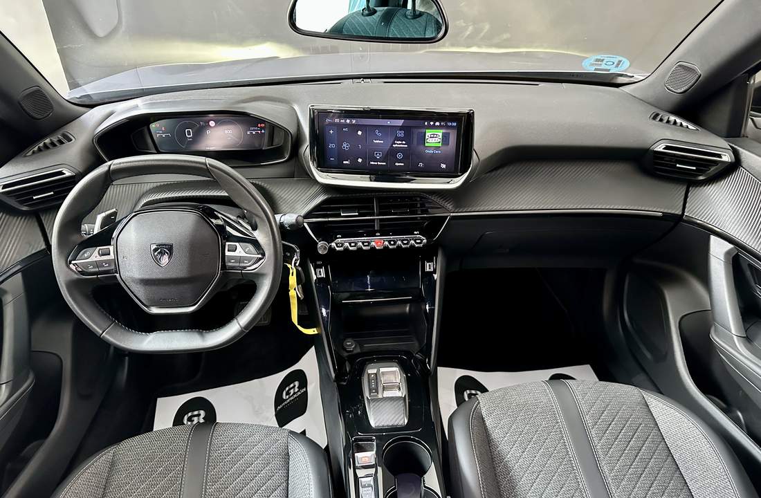 Peugeot 2008 11