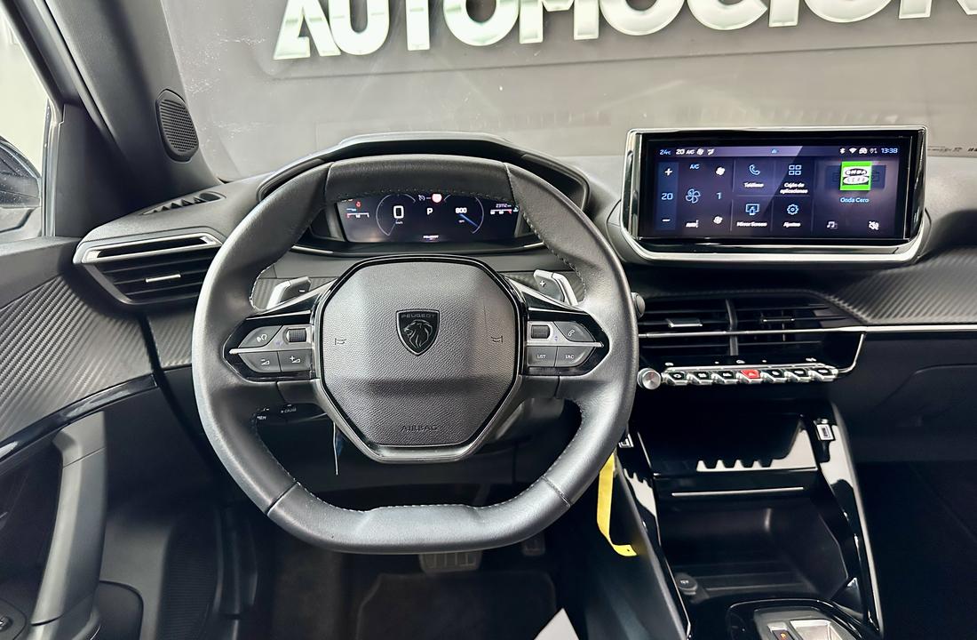 Peugeot 2008 13