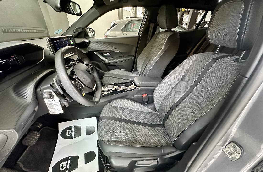 Peugeot 2008 14