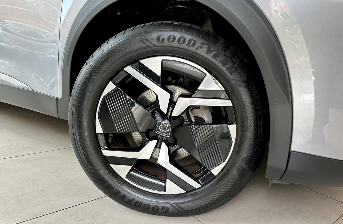 Peugeot 2008 07