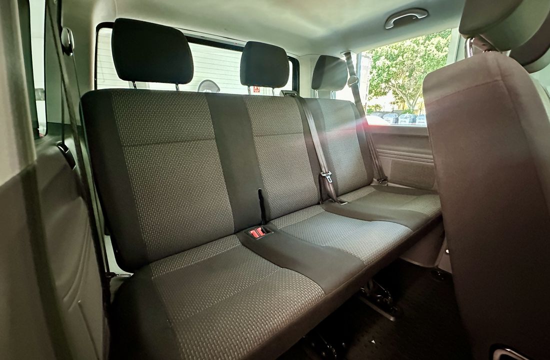 Volkswagen Caravelle 12