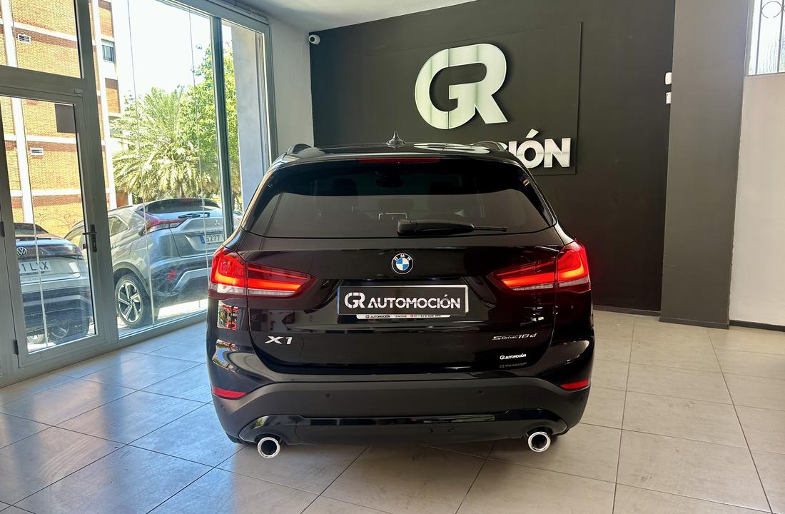 BMW X1 6