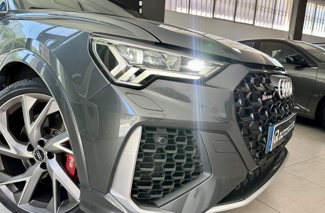 Audi Q3 9