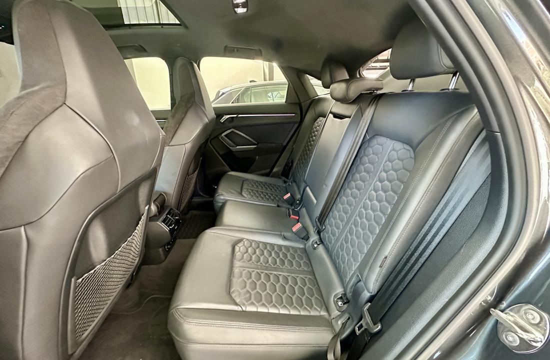 Audi Q3 15