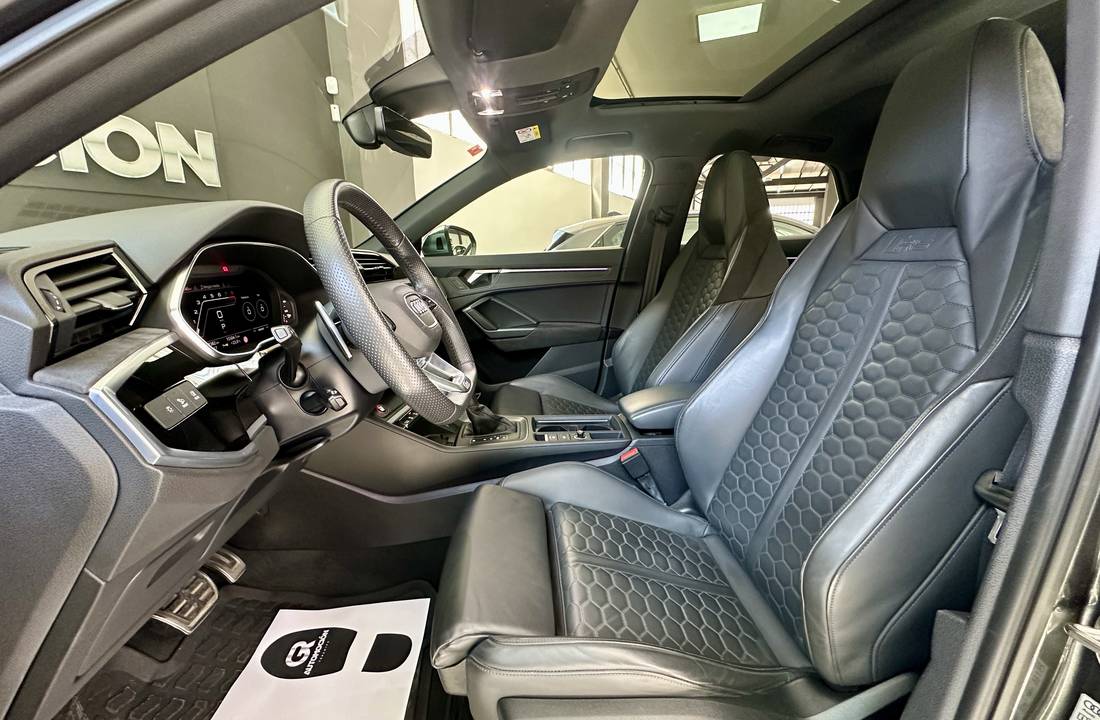Audi Q3 19