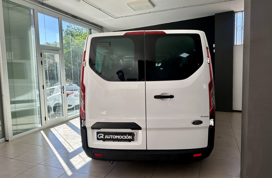 Ford Transit Custom 6