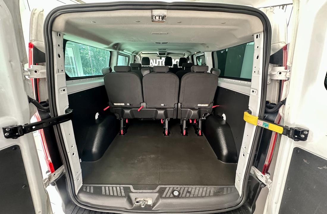 Ford Transit Custom 8