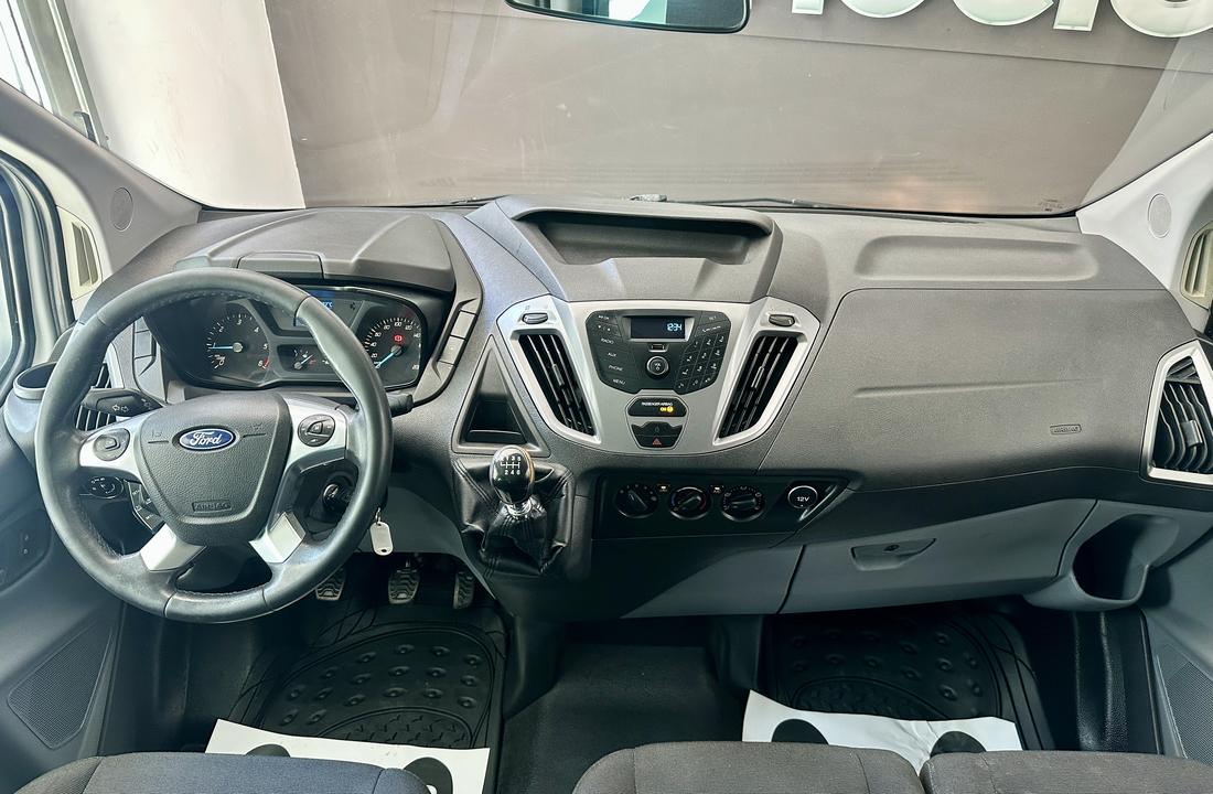 Ford Transit Custom 13