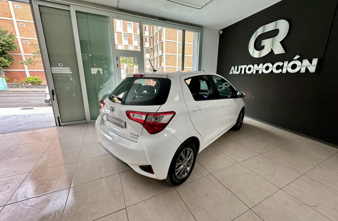 Toyota Yaris 6