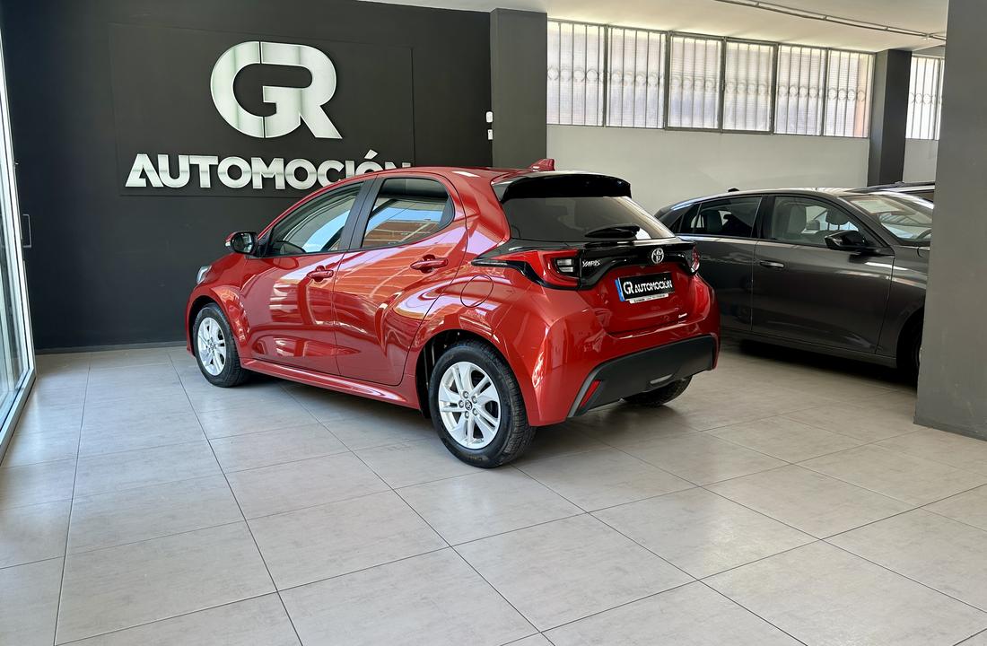 Toyota Yaris 4