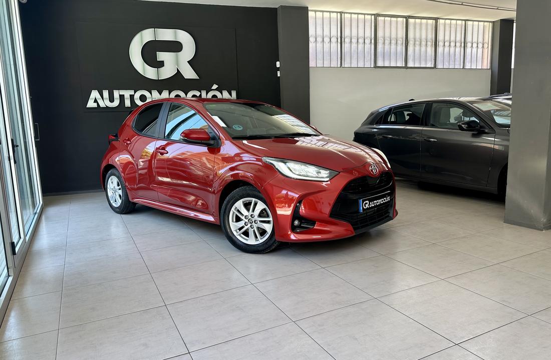 Toyota Yaris 8