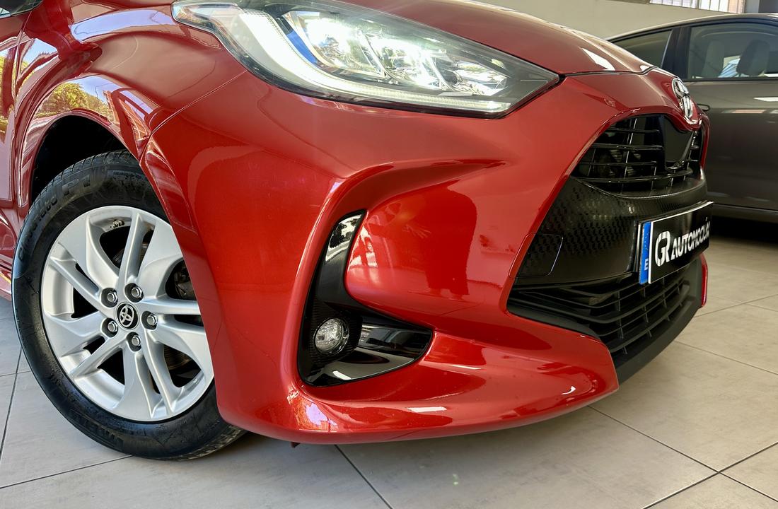 Toyota Yaris 9