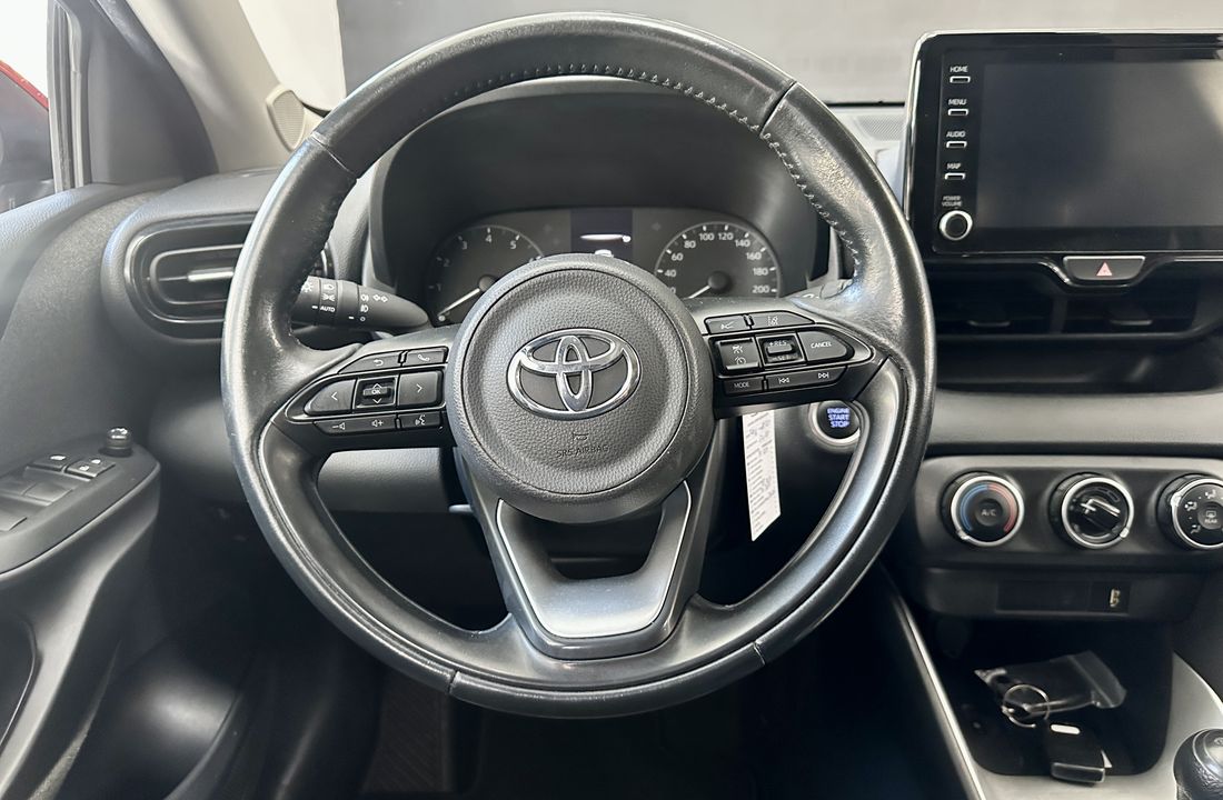 Toyota Yaris 14