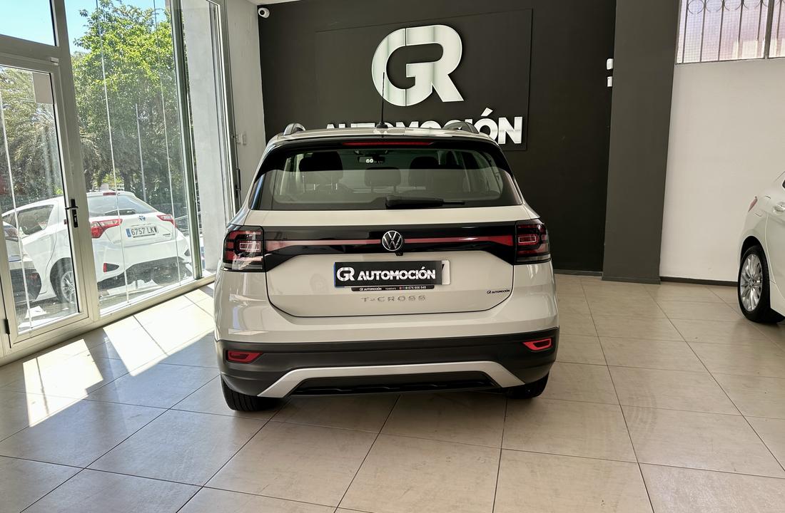 Volkswagen T-Cross 6