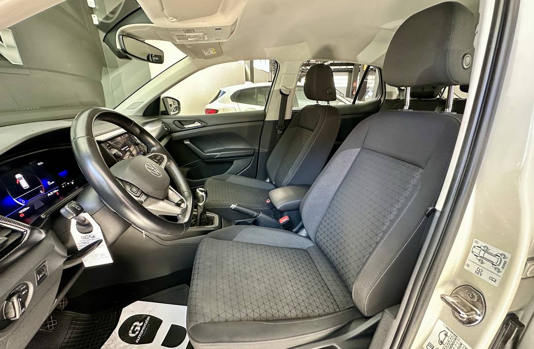 Volkswagen T-Cross 15