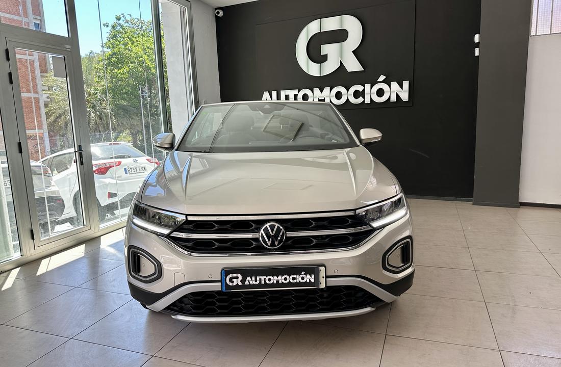 Volkswagen T-Roc 3