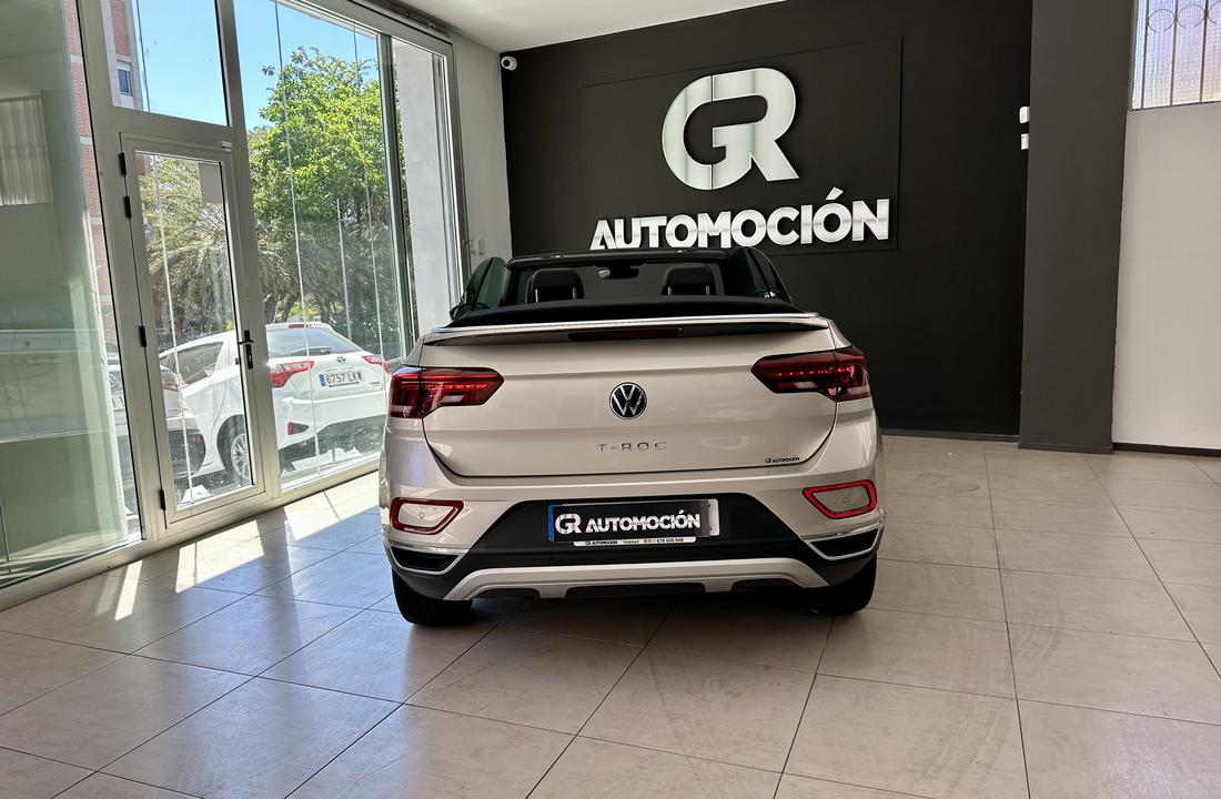 Volkswagen T-Roc 6