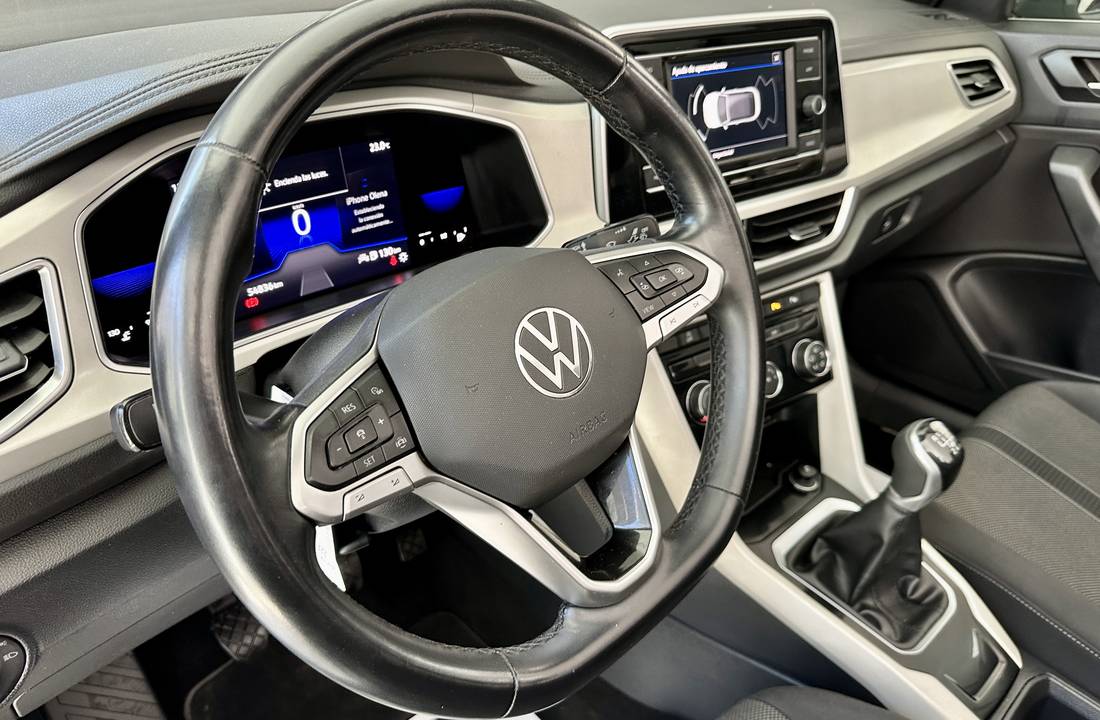 Volkswagen T-Roc 16