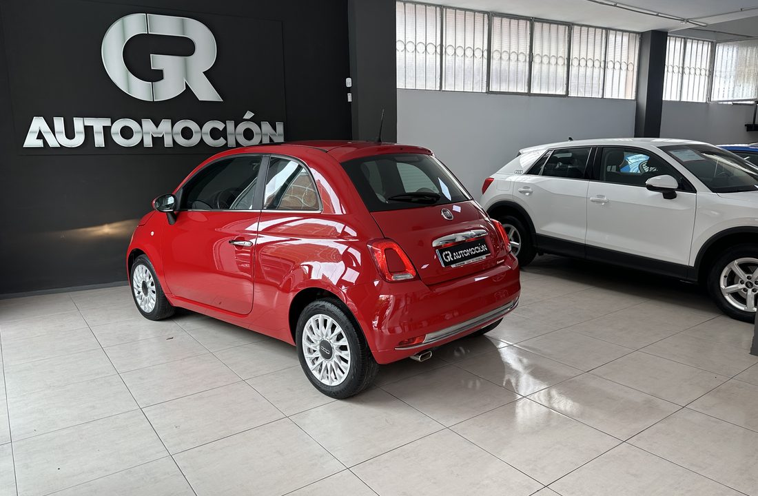 FIAT 500 rojo, matrícula 8484 MDG, imagen 2