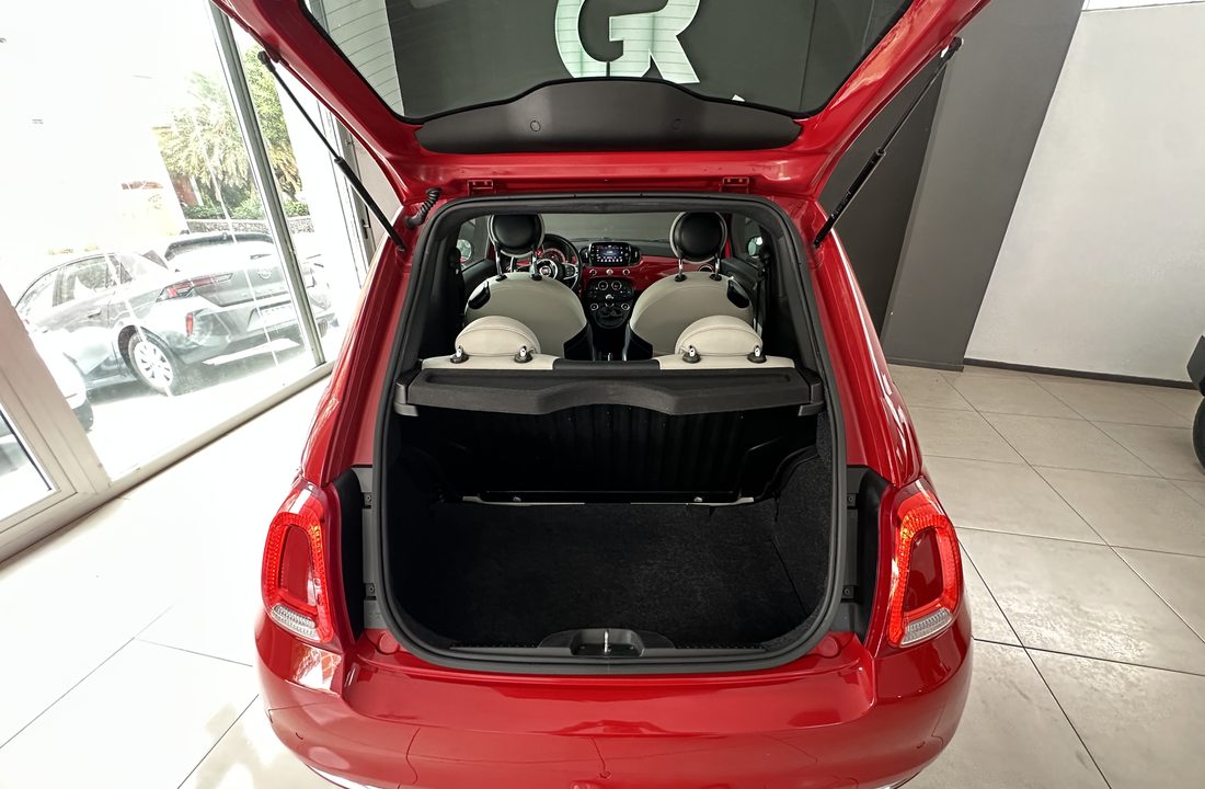 FIAT 500 rojo, matrícula 8484 MDG, imagen 5